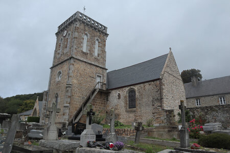 2023 09 18 De Champeaux à Saint-Quentin-sur-le-Homme, IMG_5838 L’église Saint-Jean-Baptiste à Saint-Jean-le-Thomas